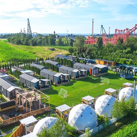 Holiday Park Zator Eksteriør billede